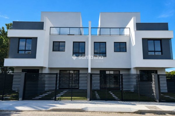 Casa à venda com 131m², 2 quartos, 1 suíte, 1 vaga no bairro Ribeirão da Ilha em Florianópolis