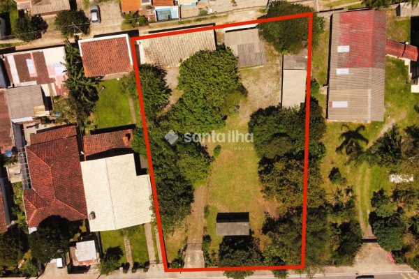 Terreno à venda com 1.434m², 1 vaga no bairro Campeche em Florianópolis