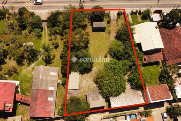 Terreno à venda com 1.434m², 1 vaga no bairro Campeche em Florianópolis