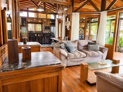 Casa à venda com 240m², 4 quartos, 3 suítes, 2 vagas no bairro Pântano do Sul em Florianópolis - Foto 7