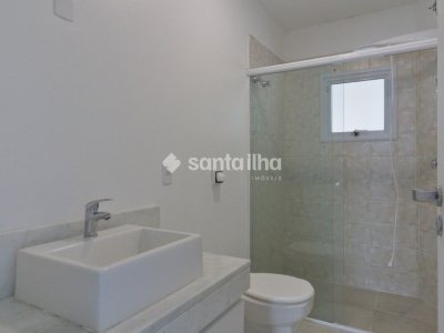 Casa à venda com 298m², 3 quartos, 2 suítes, 6 vagas no bairro José Mendes em Florianópolis - Foto 56