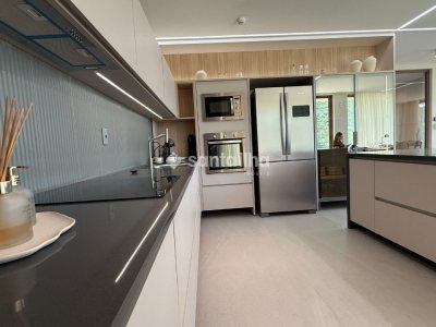 Studio à venda com 120m², 1 quarto, 1 vaga no bairro Campeche em Florianópolis - Foto 35