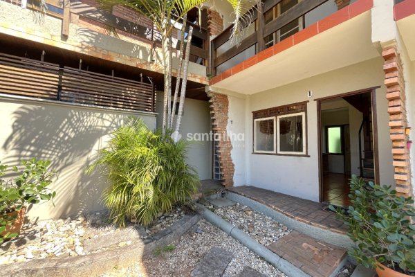 Apartamento para alugar com 35m², 1 quarto, 1 vaga no bairro Campeche em Florianópolis
