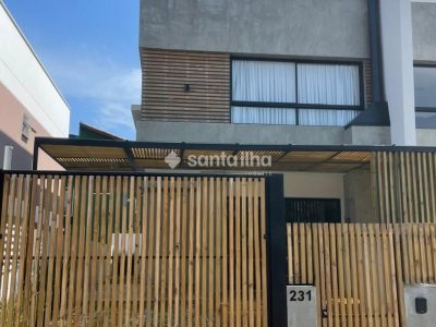 Casa para alugar com 118m², 3 quartos, 1 suíte, 2 vagas no bairro Campeche em Florianópolis - Foto 34