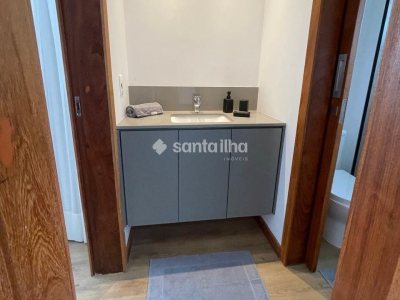 Casa para alugar com 118m², 3 quartos, 1 suíte, 2 vagas no bairro Campeche em Florianópolis - Foto 23