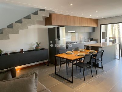 Casa para alugar com 118m², 3 quartos, 1 suíte, 2 vagas no bairro Campeche em Florianópolis - Foto 8