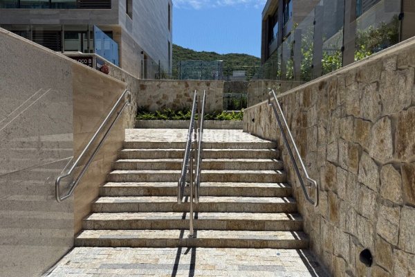 Studio à venda com 120m², 1 quarto, 1 vaga no bairro Campeche em Florianópolis