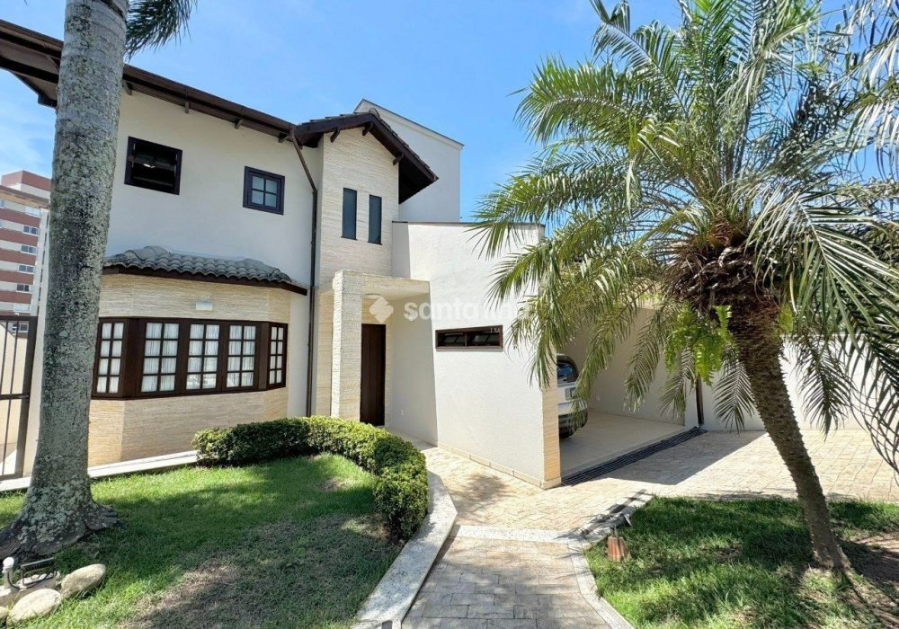 Casa à venda com 220m², 4 quartos, 2 suítes, 2 vagas no bairro Córrego Grande em Florianópolis - Foto 1
