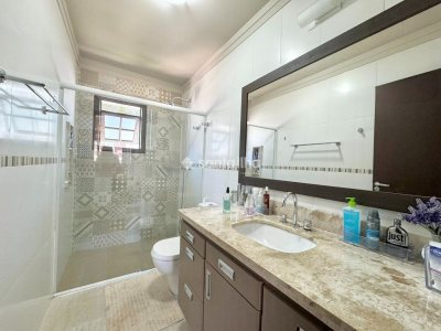 Casa à venda com 220m², 4 quartos, 2 suítes, 2 vagas no bairro Córrego Grande em Florianópolis - Foto 6
