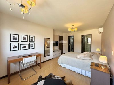 Casa à venda com 220m², 4 quartos, 2 suítes, 2 vagas no bairro Córrego Grande em Florianópolis - Foto 10