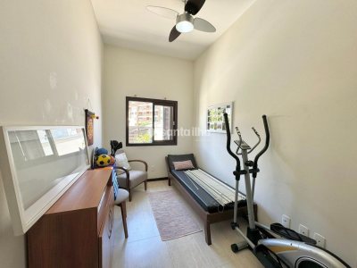 Casa à venda com 220m², 4 quartos, 2 suítes, 2 vagas no bairro Córrego Grande em Florianópolis - Foto 12