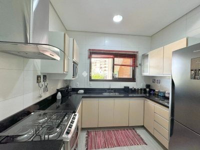 Casa à venda com 220m², 4 quartos, 2 suítes, 2 vagas no bairro Córrego Grande em Florianópolis - Foto 16