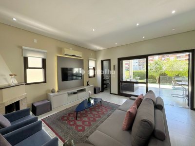 Casa à venda com 220m², 4 quartos, 2 suítes, 2 vagas no bairro Córrego Grande em Florianópolis - Foto 20