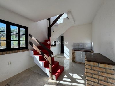 Casa à venda com 100m², 4 quartos, 2 vagas no bairro Rio Tavares em Florianópolis - Foto 4