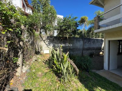 Casa à venda com 100m², 4 quartos, 2 vagas no bairro Rio Tavares em Florianópolis - Foto 12