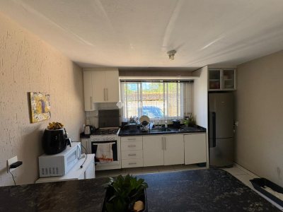 Casa à venda com 90m², 1 quarto, 1 suíte, 2 vagas no bairro Rio Tavares em Florianópolis - Foto 10