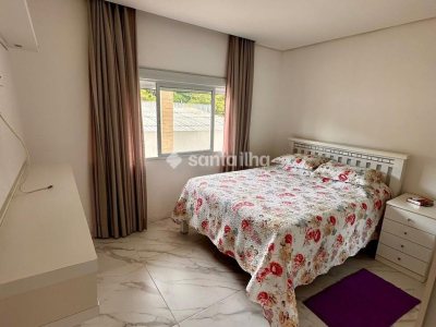 Casa à venda com 350m², 4 quartos, 2 vagas no bairro Rio Tavares em Florianópolis - Foto 12