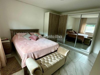 Casa à venda com 350m², 4 quartos, 2 vagas no bairro Rio Tavares em Florianópolis - Foto 17
