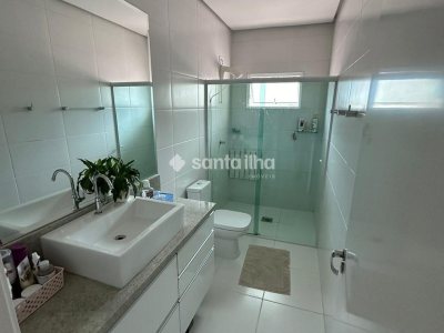 Casa à venda com 350m², 4 quartos, 2 vagas no bairro Rio Tavares em Florianópolis - Foto 19