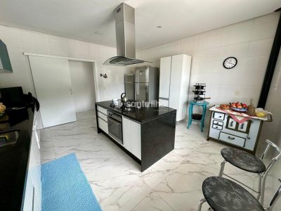 Casa à venda com 350m², 4 quartos, 2 vagas no bairro Rio Tavares em Florianópolis - Foto 10