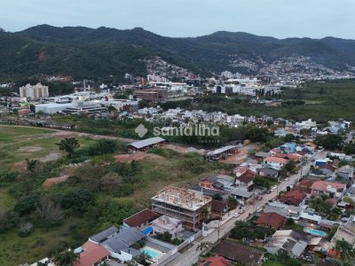 Apartamento à venda com 65m², 2 quartos, 1 suíte, 1 vaga no bairro Cacupé em Florianópolis - Foto 13