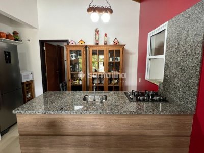 Casa em Condomínio à venda com 214m², 4 quartos, 1 suíte, 4 vagas no bairro Campeche Leste em Florianópolis - Foto 10