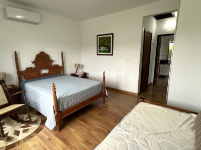Casa em Condomínio à venda com 214m², 4 quartos, 1 suíte, 4 vagas no bairro Campeche Leste em Florianópolis - Foto 23