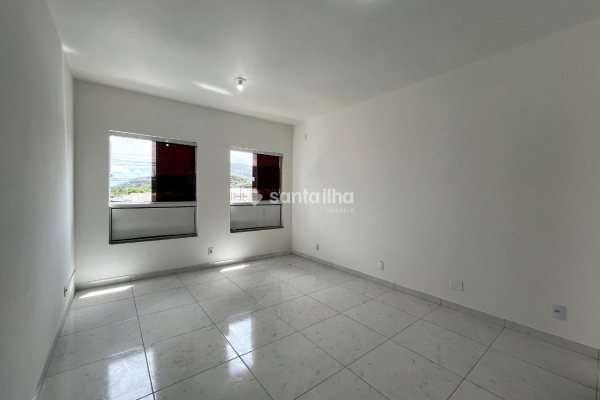 Sala/Conjunto para alugar com 20m², 7 vagas no bairro Campeche em Florianópolis