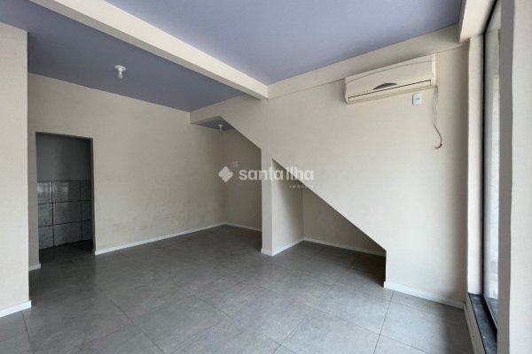 Loja para alugar com 120m², 4 vagas no bairro Campeche em Florianopolis