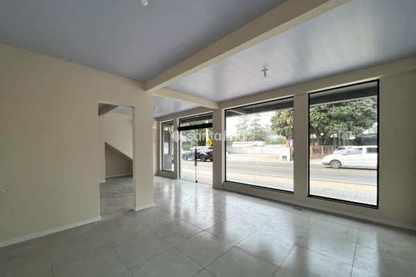 Loja para alugar com 120m², 4 vagas no bairro Campeche em Florianopolis
