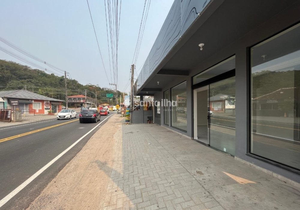 Loja para alugar com 120m², 4 vagas no bairro Campeche em Florianopolis - Foto 1