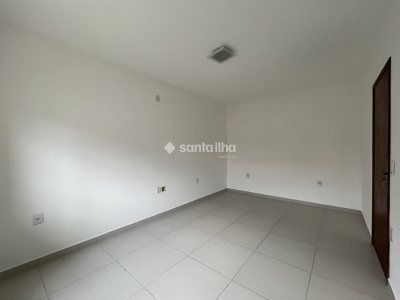 Casa para alugar com 80m², 2 quartos, 1 vaga no bairro Campeche em Florianópolis - Foto 15
