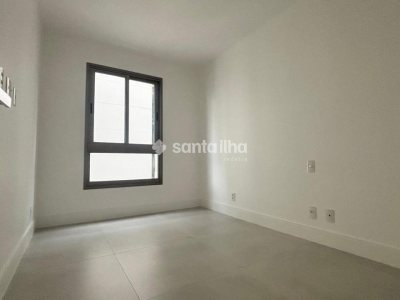 Apartamento à venda com 64m², 2 quartos, 1 suíte, 1 vaga no bairro Centro em Florianópolis - Foto 8