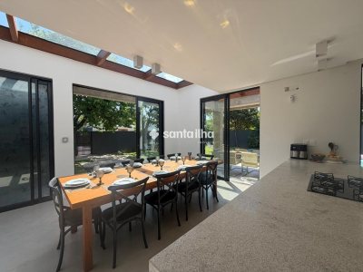 Casa à venda com 550m², 6 quartos, 6 suítes, 6 vagas no bairro Campeche em Florianopolis - Foto 6