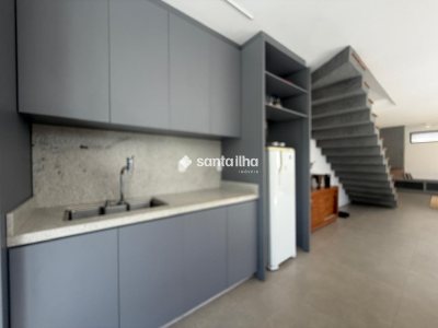 Casa à venda com 550m², 6 quartos, 6 suítes, 6 vagas no bairro Campeche em Florianopolis - Foto 11