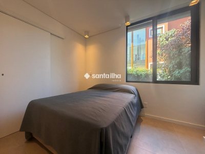 Casa à venda com 550m², 6 quartos, 6 suítes, 6 vagas no bairro Campeche em Florianopolis - Foto 14