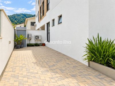 Apartamento à venda com 113m², 2 quartos, 1 suíte, 1 vaga no bairro Ribeirão da Ilha em Florianópolis - Foto 13