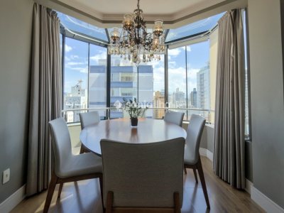 Apartamento à venda com 203m², 3 quartos, 1 suíte, 3 vagas no bairro Centro em Florianópolis - Foto 15