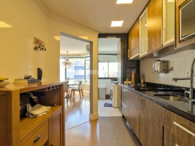 Apartamento à venda com 203m², 3 quartos, 1 suíte, 3 vagas no bairro Centro em Florianópolis - Foto 24
