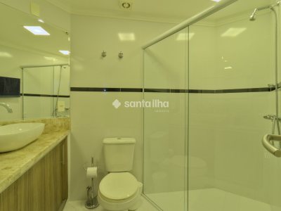 Apartamento à venda com 203m², 3 quartos, 1 suíte, 3 vagas no bairro Centro em Florianópolis - Foto 40