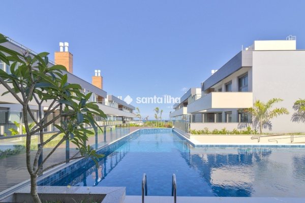 Apartamento à venda com 101m², 2 quartos, 1 suíte, 2 vagas no bairro Morro das Pedras em Florianópolis