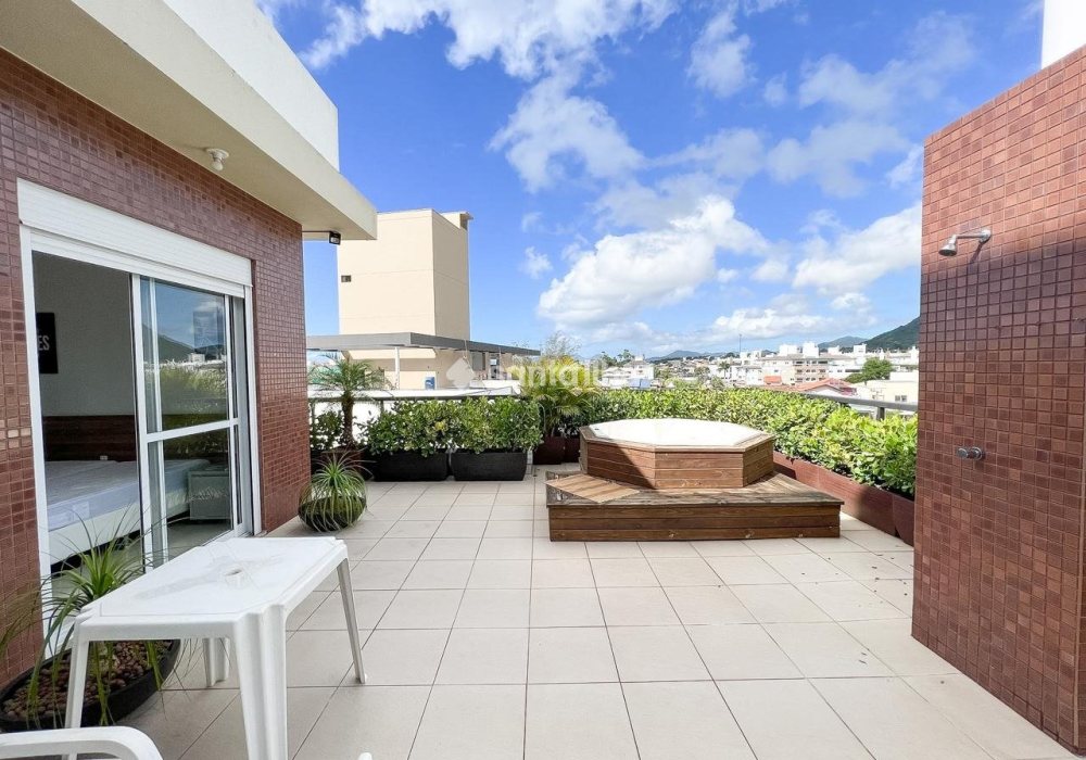 Cobertura à venda com 118m², 2 quartos, 1 suíte, 2 vagas no bairro Campeche em Florianópolis - Foto 1