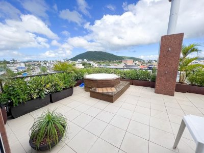 Cobertura à venda com 118m², 2 quartos, 1 suíte, 2 vagas no bairro Campeche em Florianópolis - Foto 3