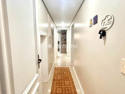 Casa à venda com 240m², 4 quartos, 2 suítes, 2 vagas no bairro Novo Campeche em Florianópolis - Foto 16