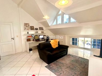Casa à venda com 240m², 4 quartos, 2 suítes, 2 vagas no bairro Novo Campeche em Florianópolis - Foto 19