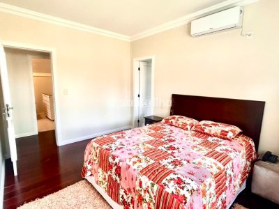 Casa à venda com 240m², 4 quartos, 2 suítes, 2 vagas no bairro Novo Campeche em Florianópolis - Foto 20