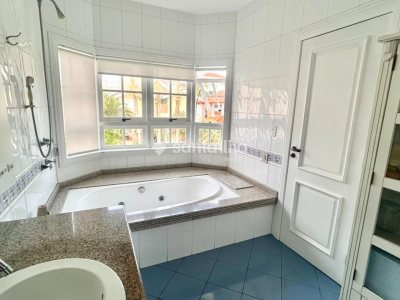Casa à venda com 240m², 4 quartos, 2 suítes, 2 vagas no bairro Novo Campeche em Florianópolis - Foto 24