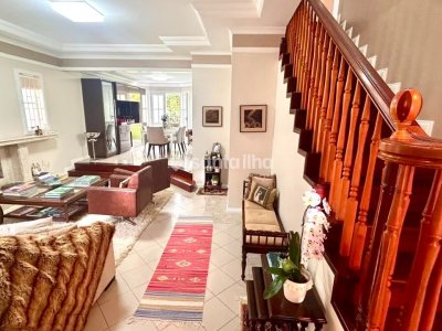 Casa à venda com 240m², 4 quartos, 2 suítes, 2 vagas no bairro Novo Campeche em Florianópolis - Foto 7