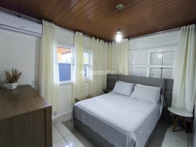 Casa à venda com 96m², 2 quartos, 1 suíte, 1 vaga no bairro Campeche em Florianópolis - Foto 15