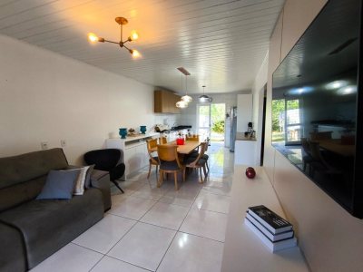 Casa à venda com 96m², 2 quartos, 1 suíte, 1 vaga no bairro Campeche em Florianópolis - Foto 8